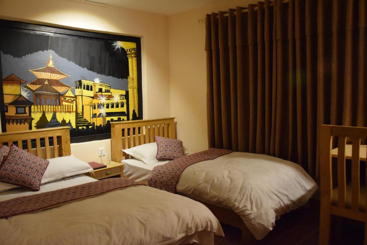 Hotel Siraaj Lalitpur Buitenkant foto