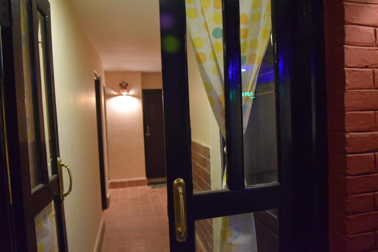 Hotel Siraaj Lalitpur Buitenkant foto